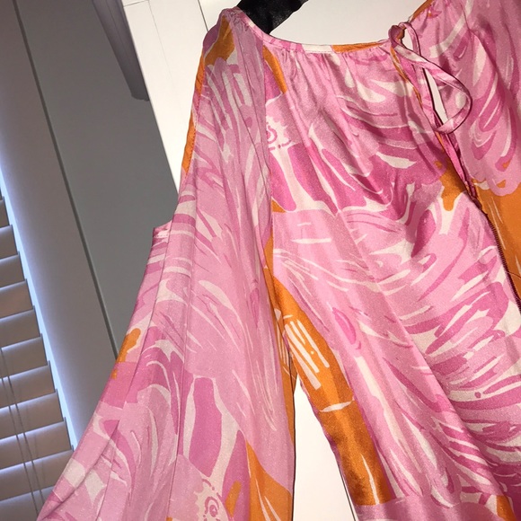 Lilly Pulitzer dress w/ cold-shoulder long sleeve - Picture 7 of 7